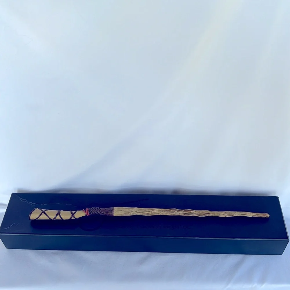 NIB Wizarding World Harry Potter Ollivanders Birch 1 Wand SKU 1230263-2 - Picture 3 of 8